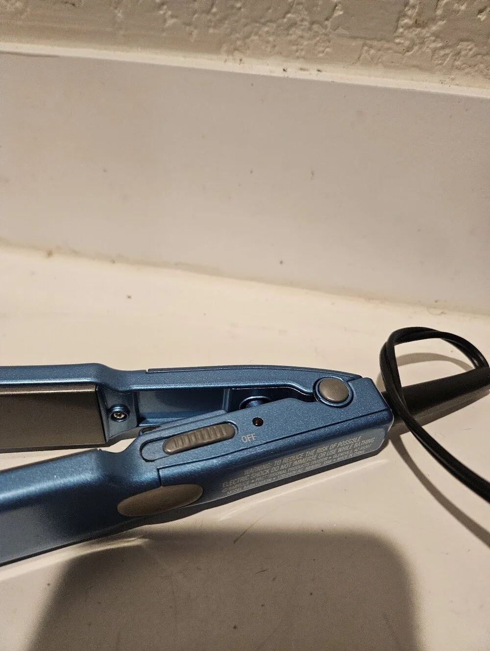 BaByliss Pro Nano Titanium 1” Hair Straighter Flat Iron Travel Mini Size